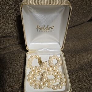 Classic Cream Pearl Necklace